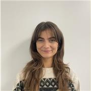 Nachhilfelehrerin für Psychologie und Psychotherapeutin in Ausbildung